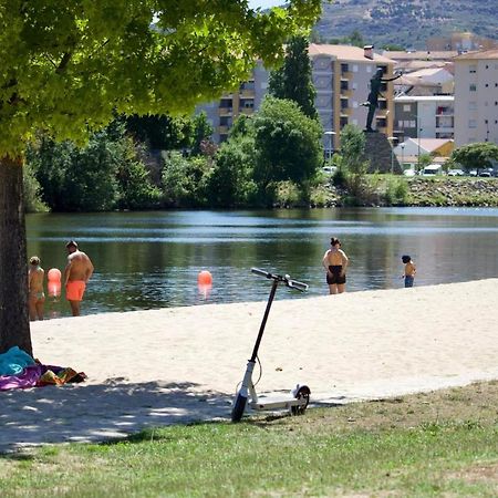 Apartamento Trav. Santa Luzia Mirandela Eksteriør bilde