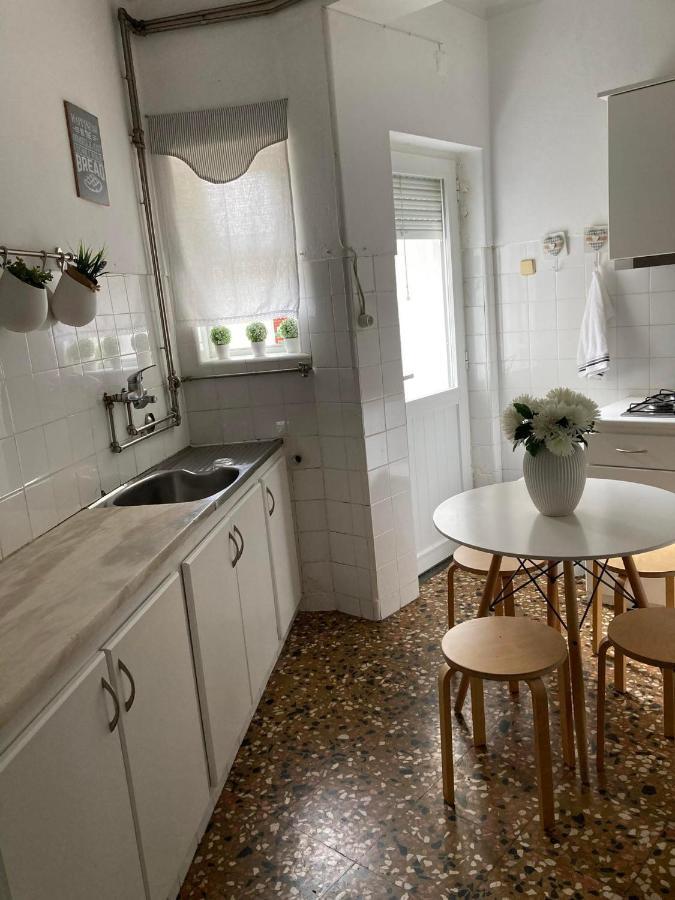Apartamento Trav. Santa Luzia Mirandela Eksteriør bilde